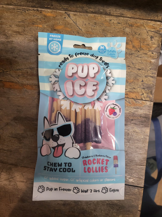 Pup ice strawberry and blueberry lollie