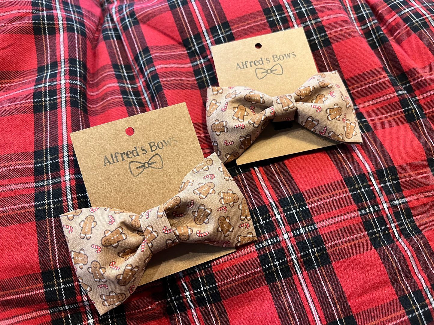 Alfred's Bows "Gingerbread" Medium Bow