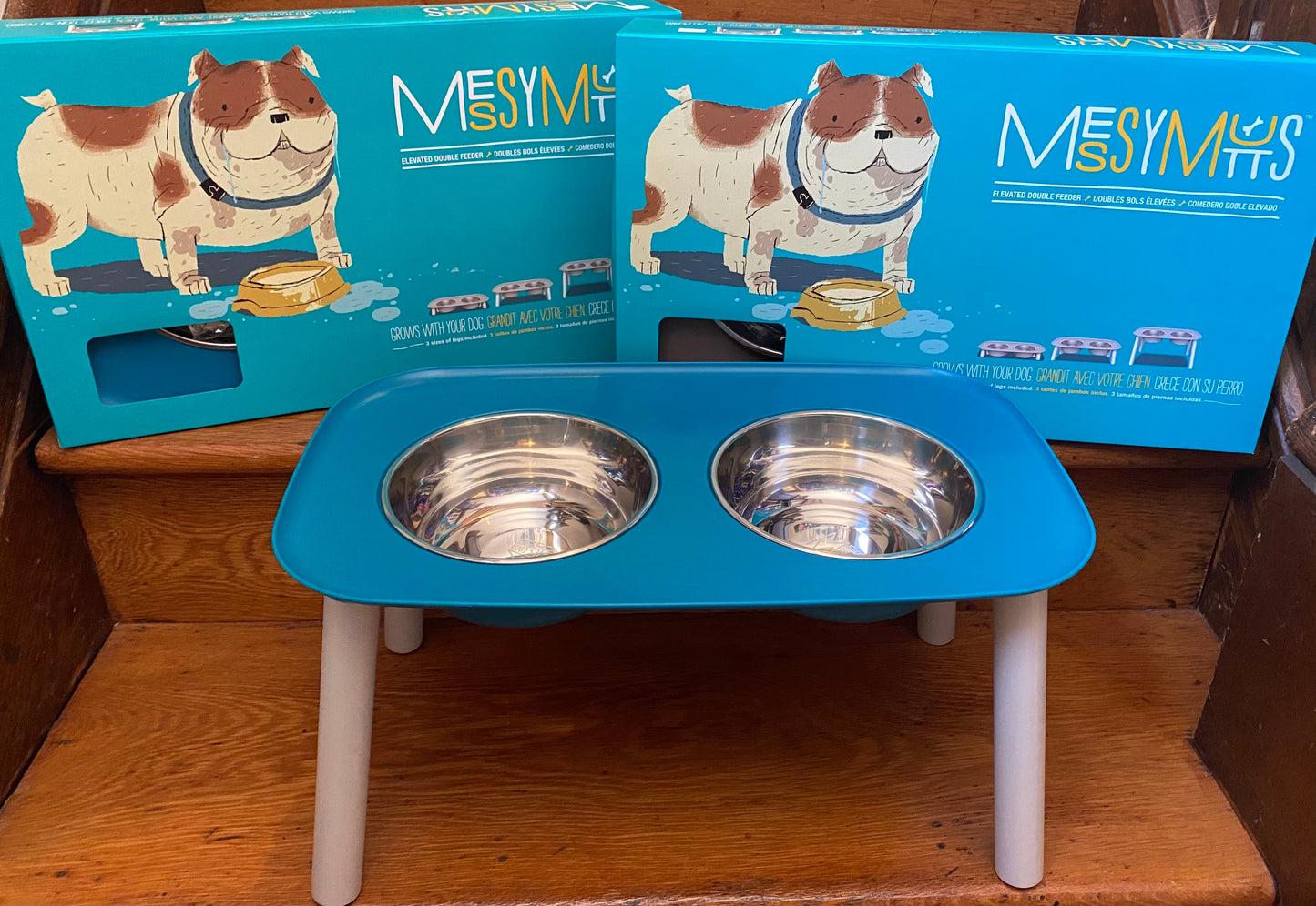 Messy Mutt's Elevated Double Feeder